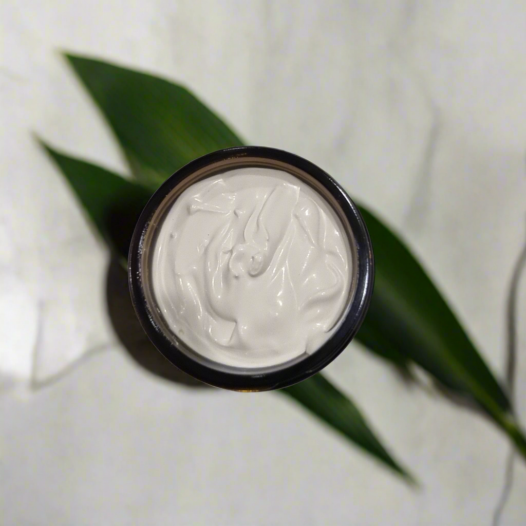 200g amber glass jar of SPF15 whipped tallow cream with zinc